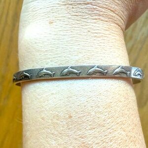 KABANA KBN 925 Sterling Silver Dolphin Cuff Bracelet